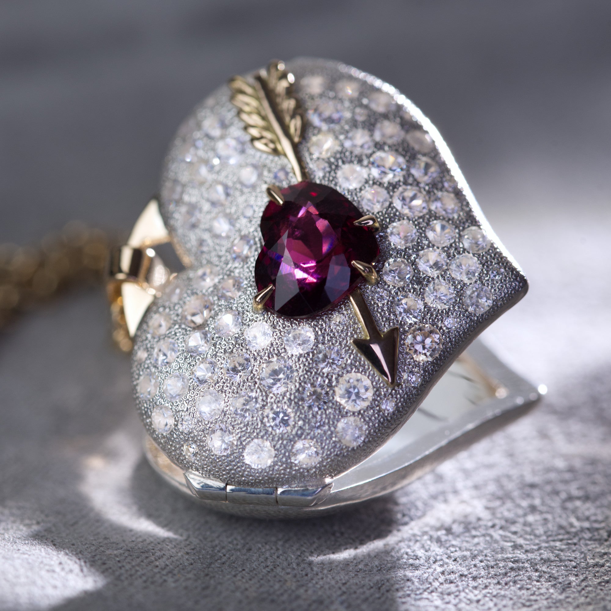 Rhodolite Garnet Heart Locket with white Zircon by Ewa Z. Sleziona Jewellery