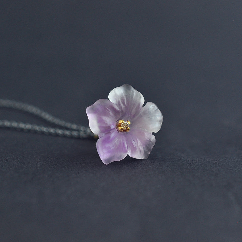 Hand craved amethyst flower pendant with diamonds in 18K gold by Ewa Z. Sleziona Jewellery