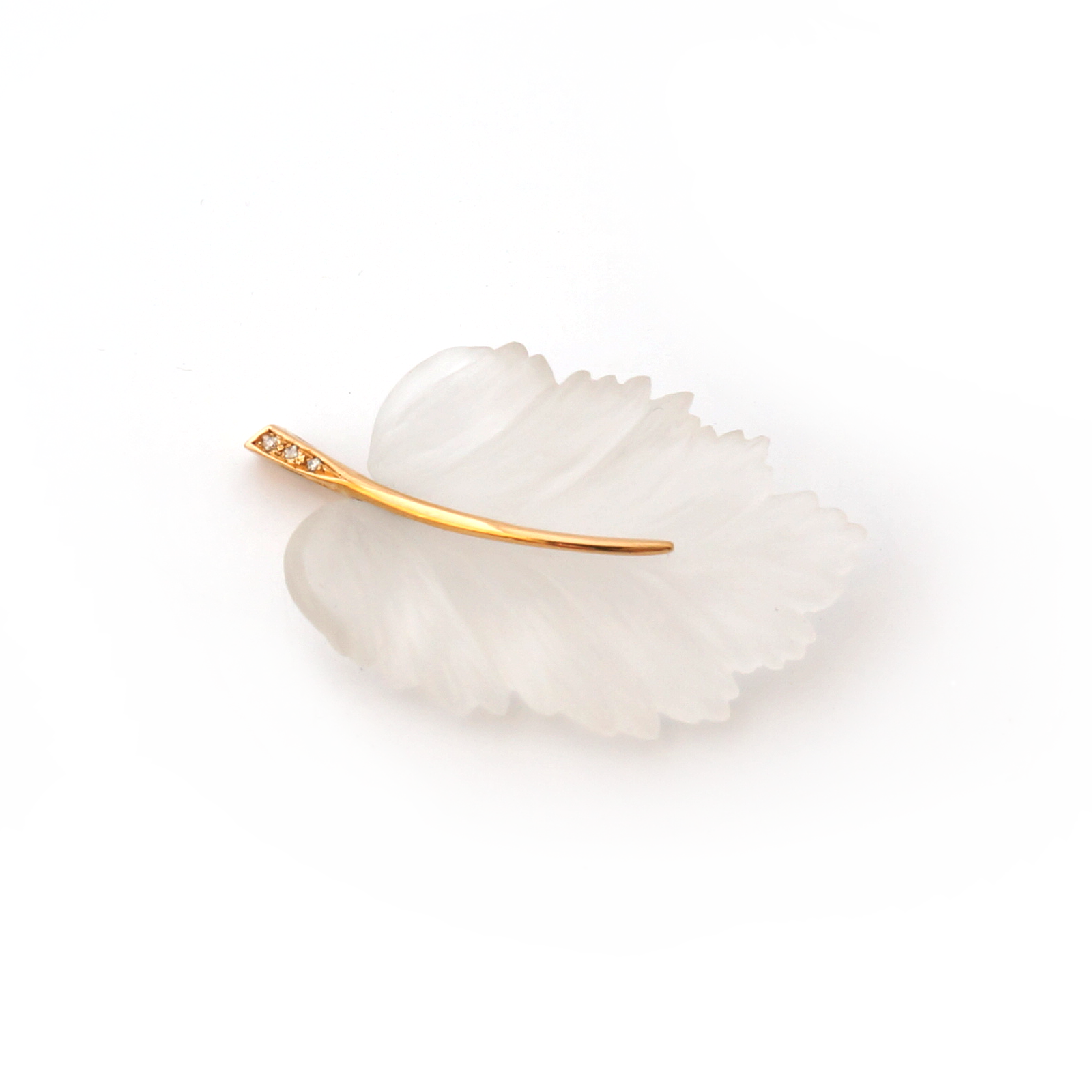 18K gold leaf pendant with hand-carved crystal rock withbrown diamonds by Ewa Z. Sleziona Jewels