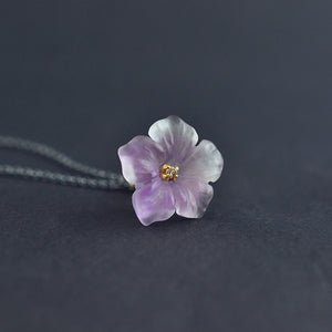 Hand craved amethyst flower pendant with diamonds in 18K gold by Ewa Z. Sleziona Jewellery