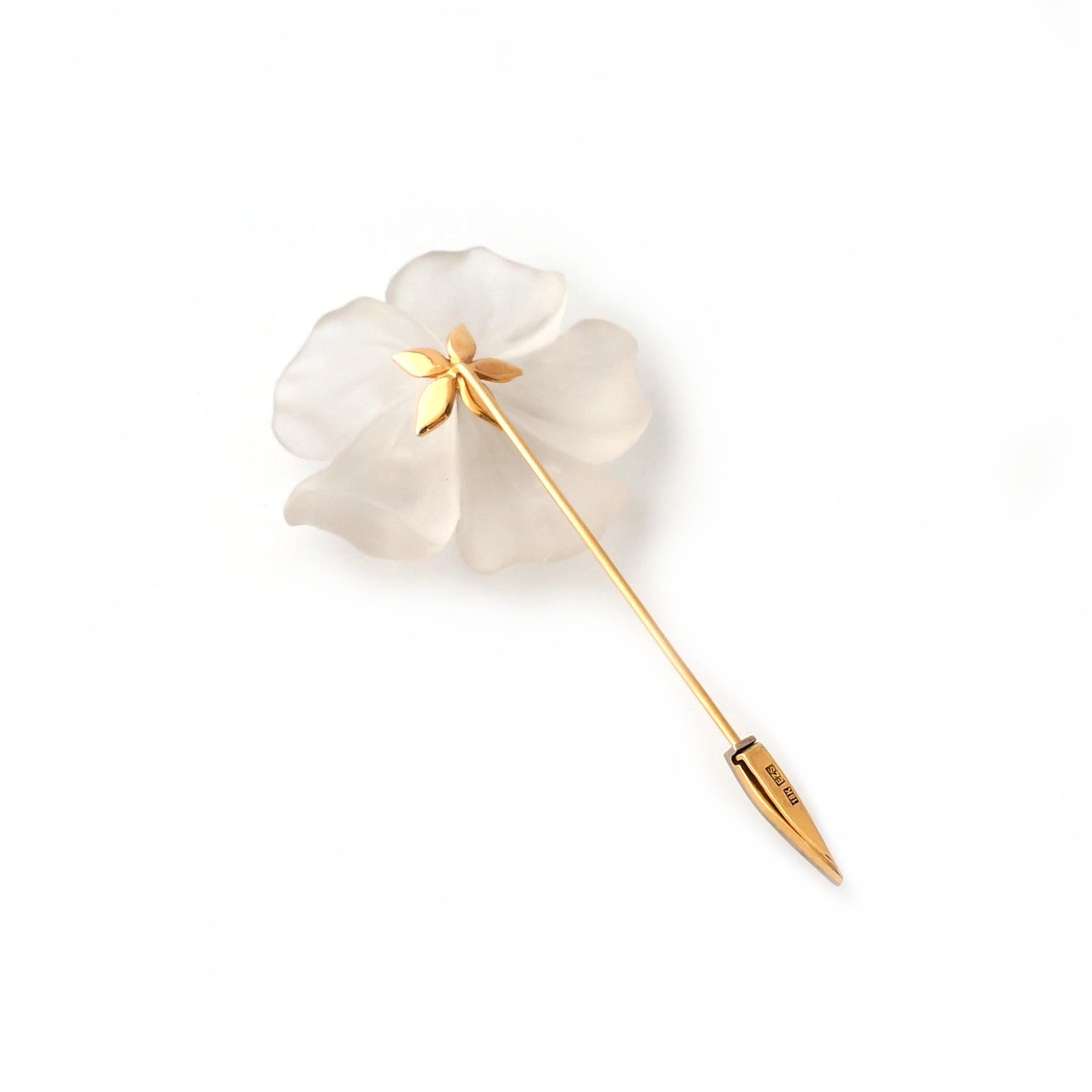 18K gold flower pin with hand-carved rock crystal with white diamonds by Ewa Z. Sleziona Jewels